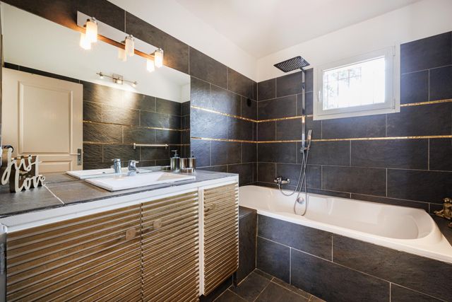 maison à vendre - 5 pièces - 140.91 m2 - PORTO VECCHIO - 201 - CORSE - Century 21 Demeures Conseils