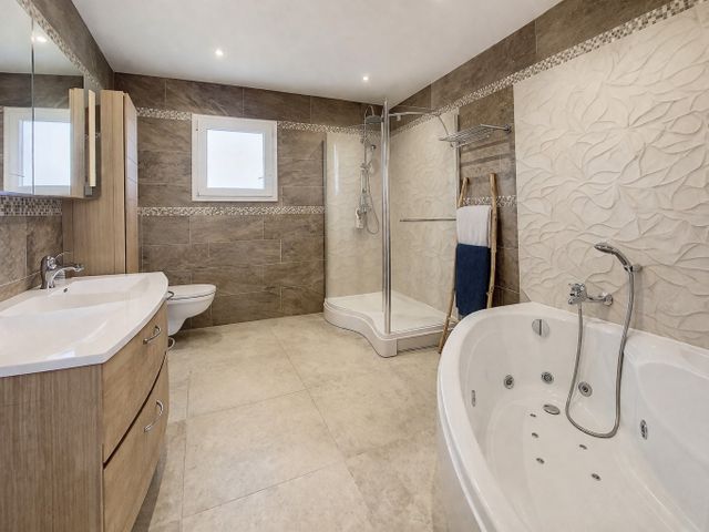 maison à vendre - 6 pièces - 235.0 m2 - ZONZA - 201 - CORSE - Century 21 Demeures Conseils