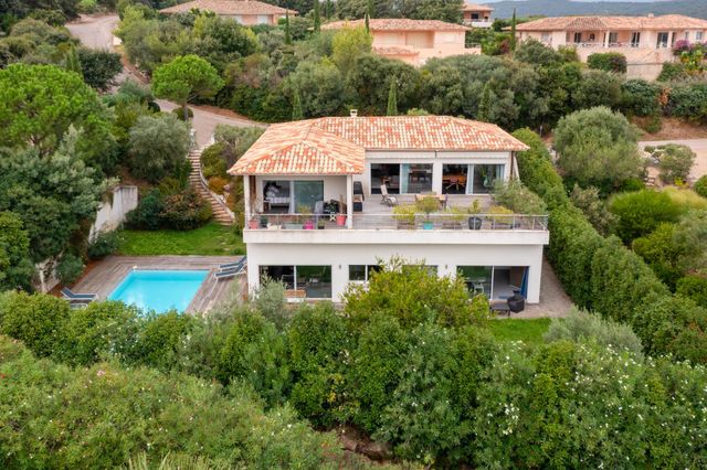 maison à vendre - 9 pièces - 324.0 m2 - PORTO VECCHIO - 201 - CORSE - Century 21 Demeures Conseils