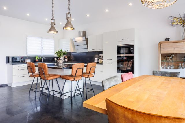 maison à vendre - 9 pièces - 324.0 m2 - PORTO VECCHIO - 201 - CORSE - Century 21 Demeures Conseils