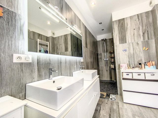 maison à vendre - 9 pièces - 324.0 m2 - PORTO VECCHIO - 201 - CORSE - Century 21 Demeures Conseils