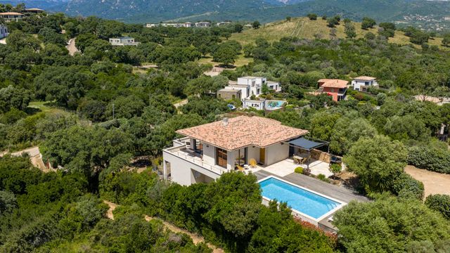 maison à vendre - 5 pièces - 147.0 m2 - PORTO VECCHIO - 201 - CORSE - Century 21 Demeures Conseils