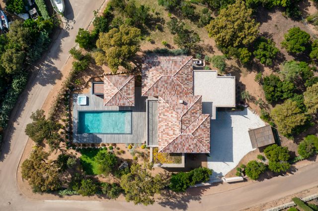 maison à louer - 6 pièces - 250.0 m2 - ZONZA - 201 - CORSE - Century 21 Demeures Conseils