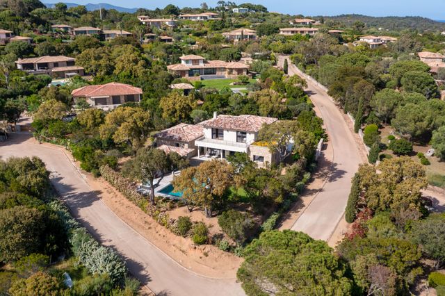 maison à louer - 6 pièces - 250.0 m2 - ZONZA - 201 - CORSE - Century 21 Demeures Conseils