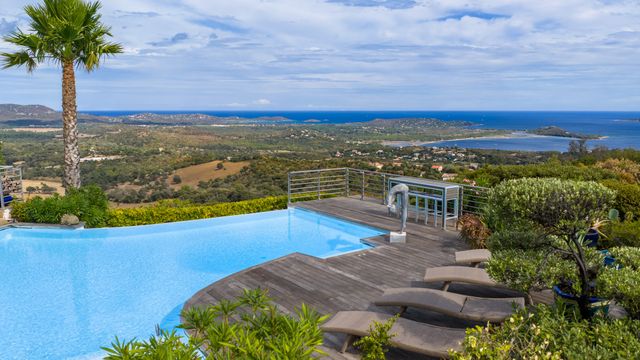 maison à vendre - 8 pièces - 306.0 m2 - PORTO VECCHIO - 201 - CORSE - Century 21 Demeures Conseils