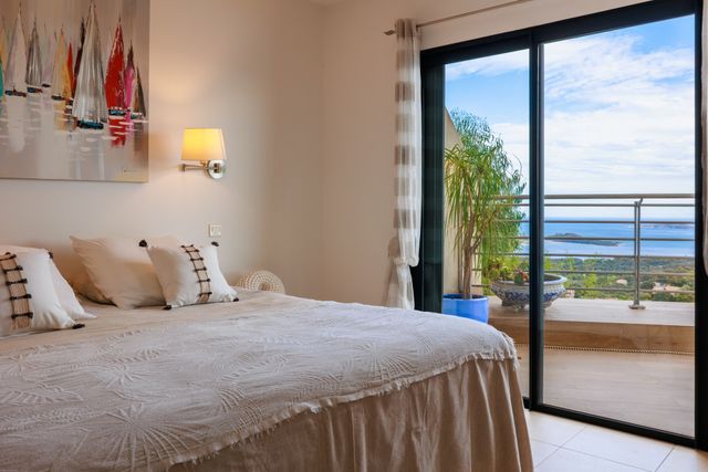 maison à vendre - 8 pièces - 306.0 m2 - PORTO VECCHIO - 201 - CORSE - Century 21 Demeures Conseils