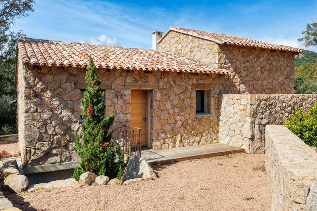 maison à louer - 4 pièces - 95.0 m2 - ZONZA - 201 - CORSE - Century 21 Demeures Conseils