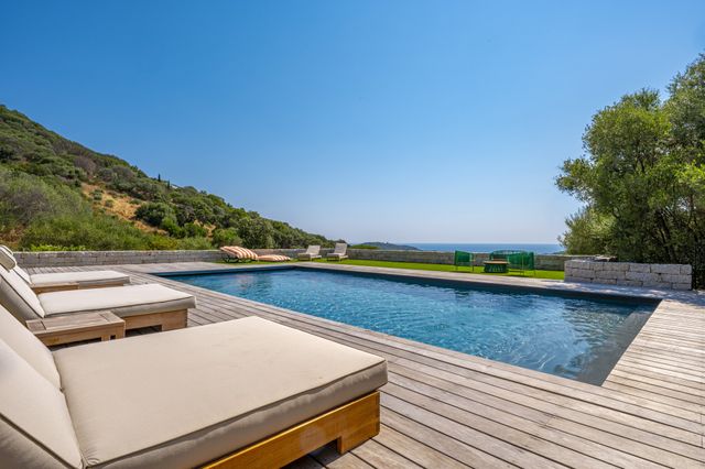 maison à louer - 5 pièces - 280.0 m2 - ZONZA - 201 - CORSE - Century 21 Demeures Conseils