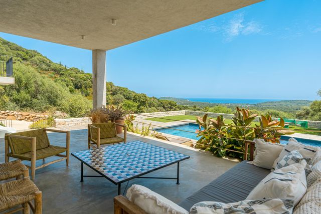 maison à louer - 4 pièces - 235.0 m2 - ZONZA - 201 - CORSE - Century 21 Demeures Conseils