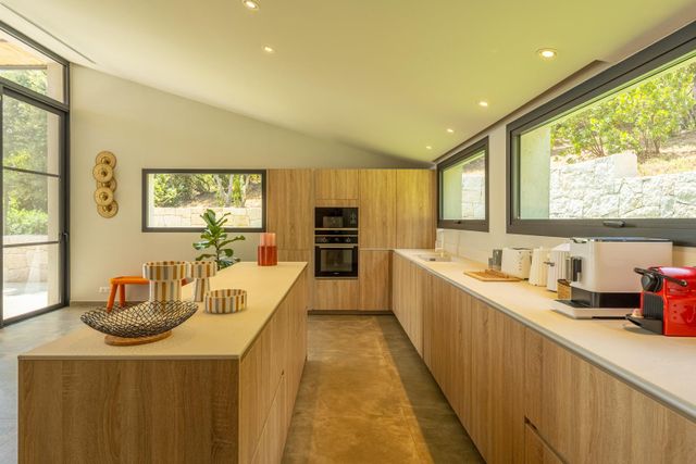 maison à louer - 4 pièces - 235.0 m2 - ZONZA - 201 - CORSE - Century 21 Demeures Conseils