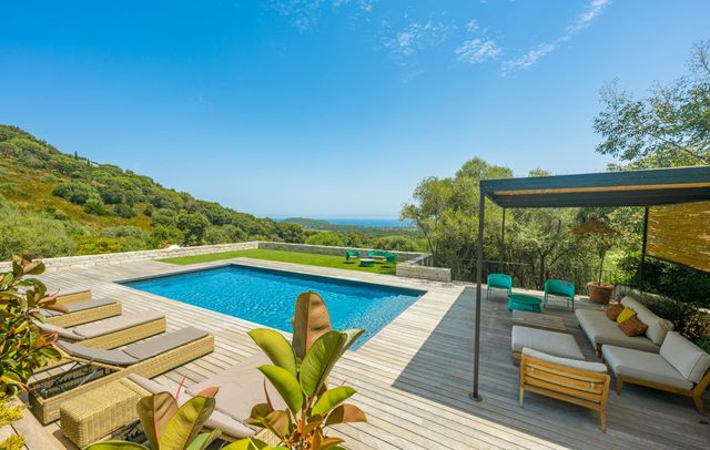 maison à louer - 4 pièces - 235.0 m2 - ZONZA - 201 - CORSE - Century 21 Demeures Conseils