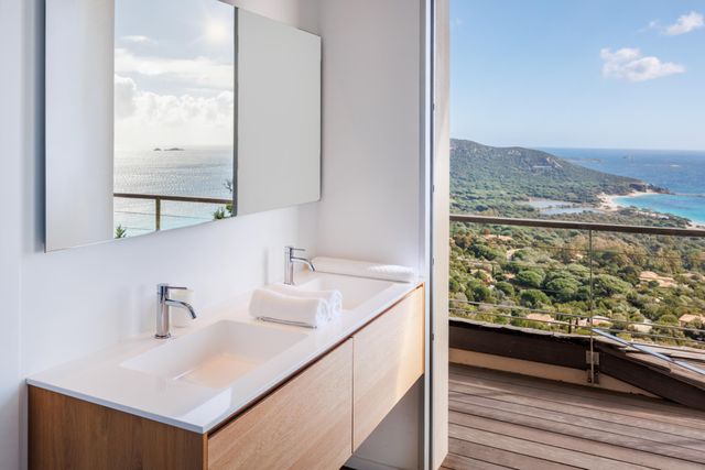 maison à louer - 8 pièces - 400.0 m2 - PORTO VECCHIO - 201 - CORSE - Century 21 Demeures Conseils