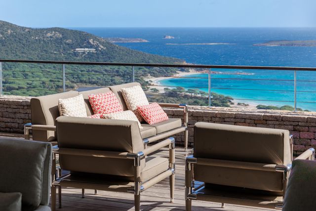 maison à louer - 8 pièces - 400.0 m2 - PORTO VECCHIO - 201 - CORSE - Century 21 Demeures Conseils