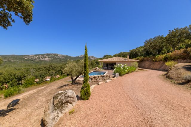 maison à vendre - 8 pièces - 277.0 m2 - PORTO VECCHIO - 201 - CORSE - Century 21 Demeures Conseils