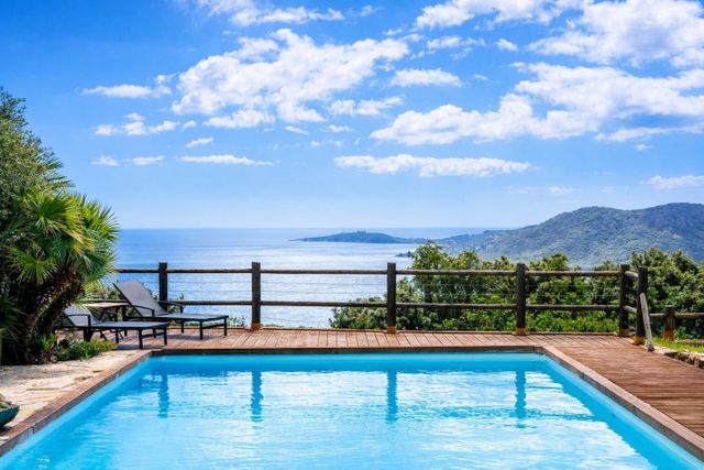 maison à vendre - 6 pièces - 191.48 m2 - PORTO VECCHIO - 201 - CORSE - Century 21 Demeures Conseils