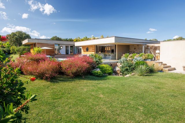 maison à louer - 5 pièces - 200.0 m2 - ZONZA - 201 - CORSE - Century 21 Demeures Conseils