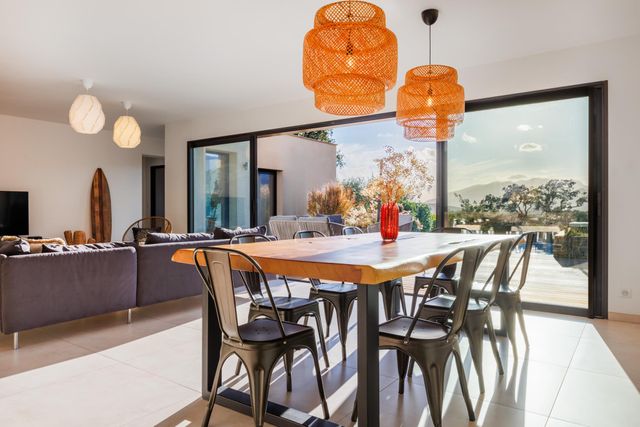 maison à louer - 4 pièces - 134.0 m2 - LECCI - 201 - CORSE - Century 21 Demeures Conseils