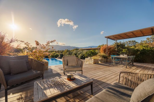 maison à louer - 4 pièces - 134.0 m2 - LECCI - 201 - CORSE - Century 21 Demeures Conseils