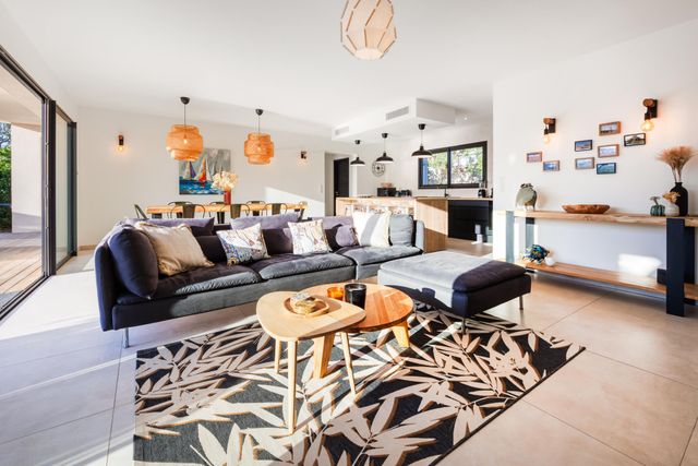 maison à louer - 4 pièces - 134.0 m2 - LECCI - 201 - CORSE - Century 21 Demeures Conseils