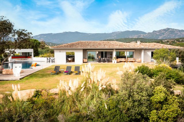 maison à louer - 8 pièces - 500.0 m2 - PORTO VECCHIO - 201 - CORSE - Century 21 Demeures Conseils