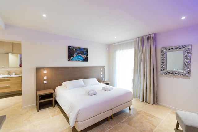 maison à louer - 8 pièces - 500.0 m2 - PORTO VECCHIO - 201 - CORSE - Century 21 Demeures Conseils