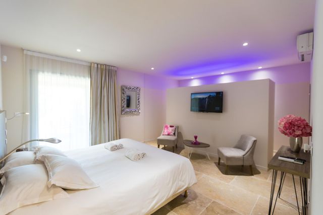 maison à louer - 8 pièces - 500.0 m2 - PORTO VECCHIO - 201 - CORSE - Century 21 Demeures Conseils