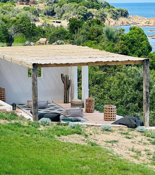 Afficher la photo en grand maison à vendre - 9 pièces - 316.0 m2 - PORTO VECCHIO - 201 - CORSE - Century 21 Demeures Conseils