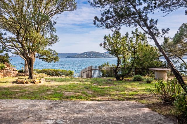 Afficher la photo en grand maison à vendre - 14 pièces - 350.0 m2 - LECCI - 201 - CORSE - Century 21 Demeures Conseils