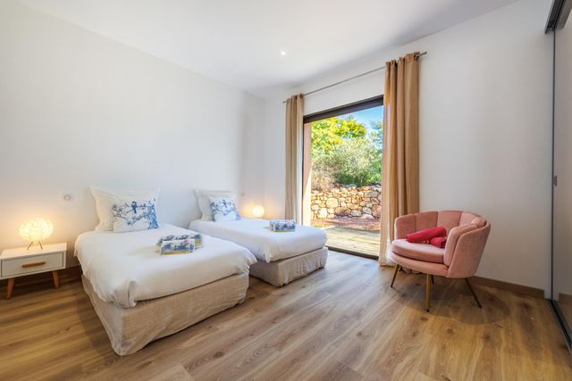 maison à louer - 6 pièces - 254.0 m2 - PORTO VECCHIO - 201 - CORSE - Century 21 Demeures Conseils