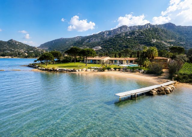 maison à vendre - 7 pièces - 300.0 m2 - PORTO VECCHIO - 201 - CORSE - Century 21 Demeures Conseils