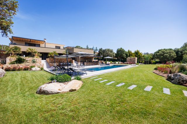 Afficher la photo en grand maison à louer - 7 pièces - 300.0 m2 - ZONZA - 201 - CORSE - Century 21 Demeures Conseils