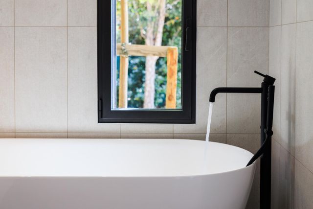 Afficher la photo en grand maison à louer - 7 pièces - 300.0 m2 - ZONZA - 201 - CORSE - Century 21 Demeures Conseils