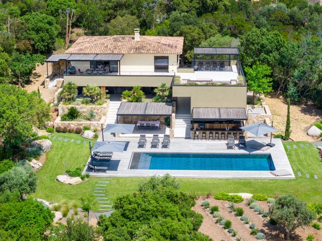 Afficher la photo en grand maison à louer - 7 pièces - 300.0 m2 - ZONZA - 201 - CORSE - Century 21 Demeures Conseils