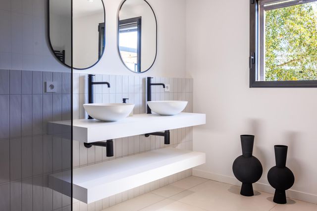 Afficher la photo en grand maison à louer - 7 pièces - 300.0 m2 - ZONZA - 201 - CORSE - Century 21 Demeures Conseils