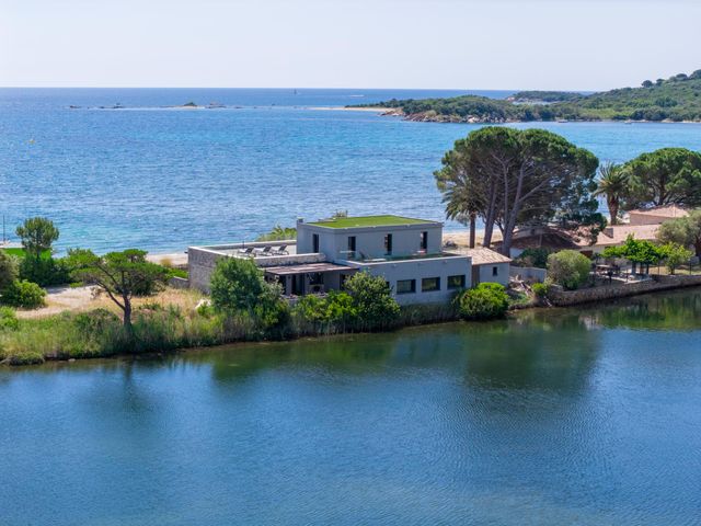 Afficher la photo en grand maison à louer - 7 pièces - 265.0 m2 - LECCI - 201 - CORSE - Century 21 Demeures Conseils