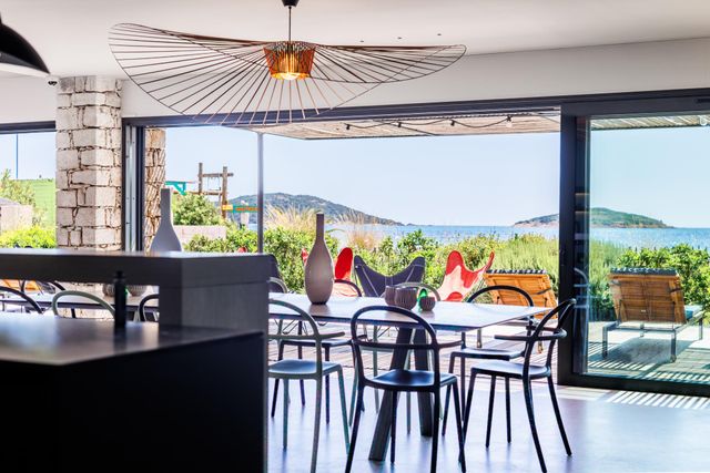 Afficher la photo en grand maison à louer - 7 pièces - 265.0 m2 - LECCI - 201 - CORSE - Century 21 Demeures Conseils