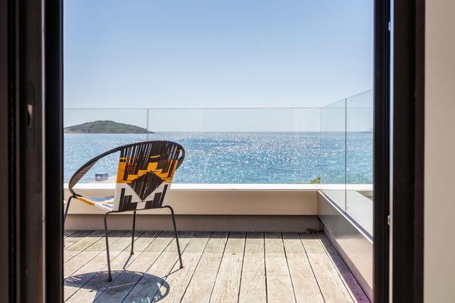 Afficher la photo en grand maison à louer - 7 pièces - 265.0 m2 - LECCI - 201 - CORSE - Century 21 Demeures Conseils