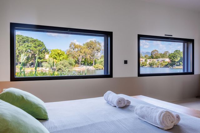 Afficher la photo en grand maison à louer - 7 pièces - 265.0 m2 - LECCI - 201 - CORSE - Century 21 Demeures Conseils