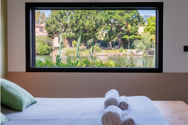 Afficher la photo en grand maison à louer - 7 pièces - 265.0 m2 - LECCI - 201 - CORSE - Century 21 Demeures Conseils