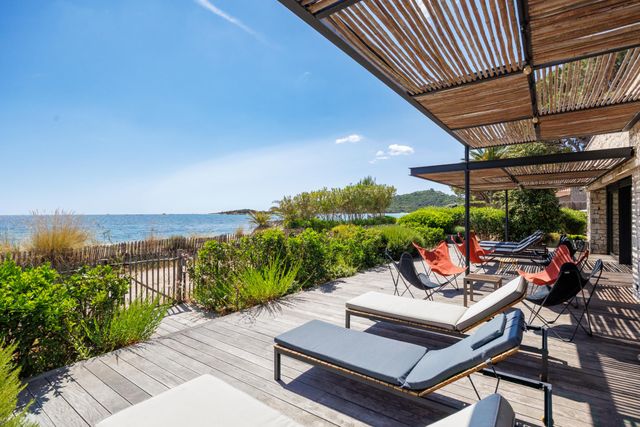 Afficher la photo en grand maison à louer - 7 pièces - 265.0 m2 - LECCI - 201 - CORSE - Century 21 Demeures Conseils