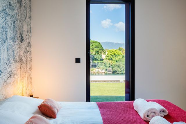 Afficher la photo en grand maison à louer - 7 pièces - 265.0 m2 - LECCI - 201 - CORSE - Century 21 Demeures Conseils