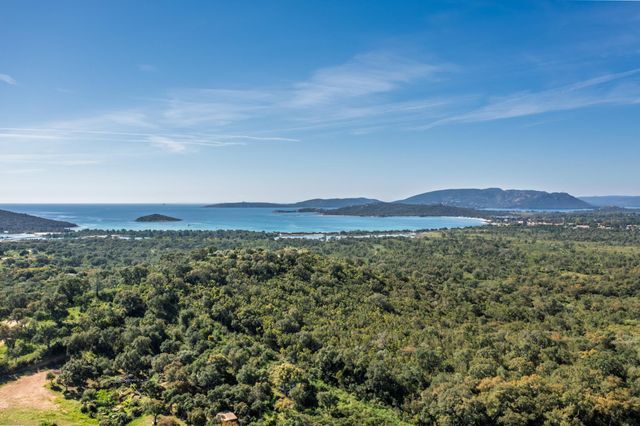 maison à louer - 4 pièces - 190.0 m2 - ZONZA - 201 - CORSE - Century 21 Demeures Conseils