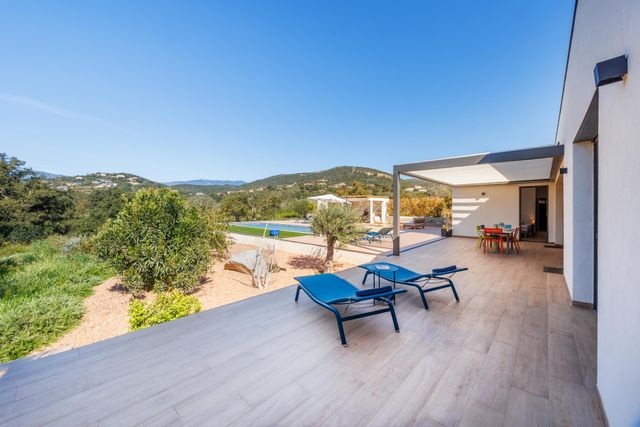 maison à louer - 4 pièces - 190.0 m2 - ZONZA - 201 - CORSE - Century 21 Demeures Conseils