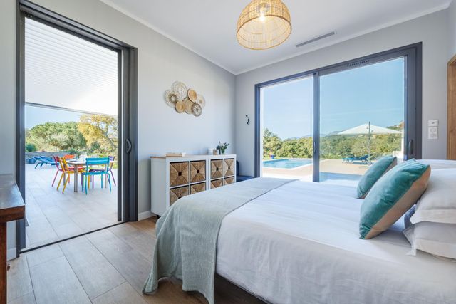 maison à louer - 4 pièces - 190.0 m2 - ZONZA - 201 - CORSE - Century 21 Demeures Conseils