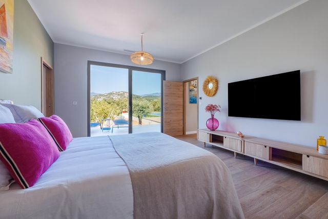 maison à louer - 4 pièces - 190.0 m2 - ZONZA - 201 - CORSE - Century 21 Demeures Conseils