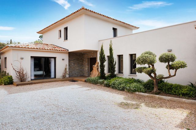 maison à louer - 5 pièces - 200.0 m2 - PORTO VECCHIO - 201 - CORSE - Century 21 Demeures Conseils