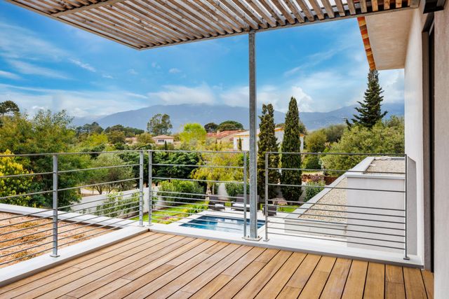 maison à louer - 5 pièces - 200.0 m2 - PORTO VECCHIO - 201 - CORSE - Century 21 Demeures Conseils