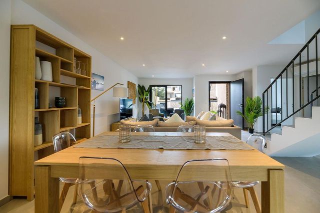 maison à louer - 5 pièces - 140.0 m2 - LECCI - 201 - CORSE - Century 21 Demeures Conseils