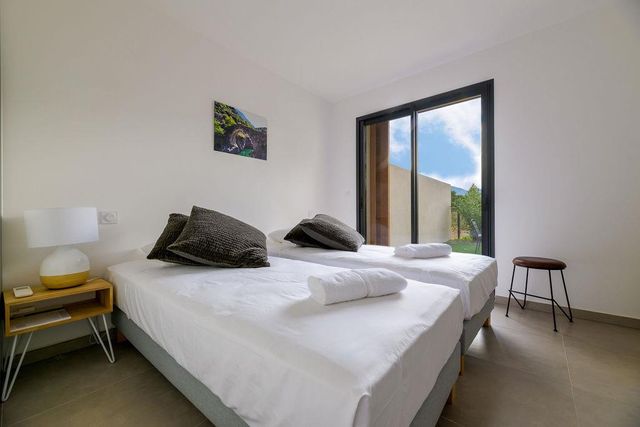 maison à louer - 5 pièces - 140.0 m2 - LECCI - 201 - CORSE - Century 21 Demeures Conseils