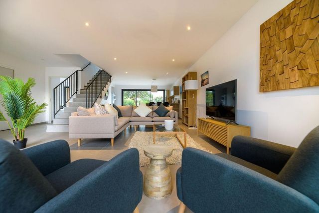 maison à louer - 5 pièces - 140.0 m2 - LECCI - 201 - CORSE - Century 21 Demeures Conseils